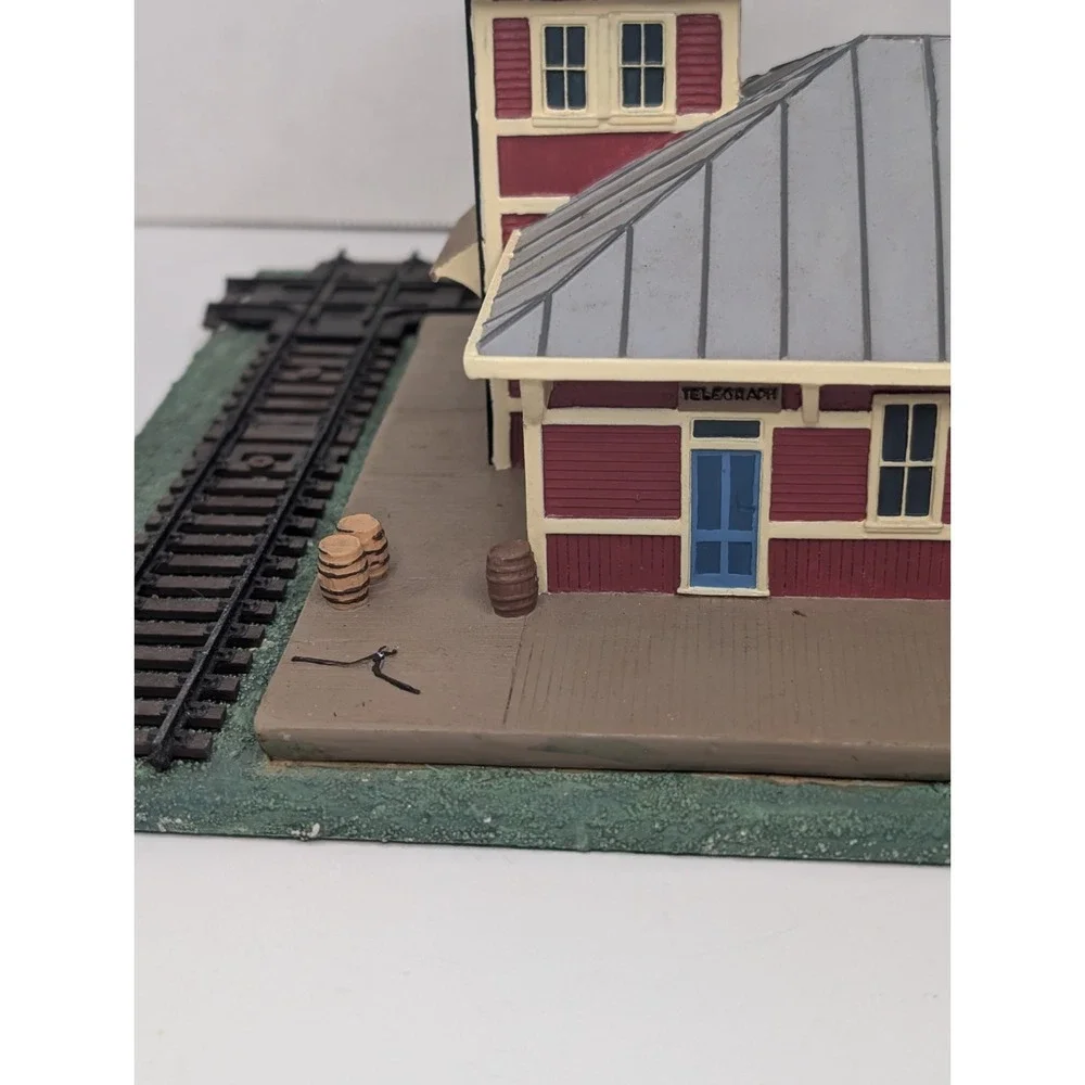 Vintage Lefton De Long Train Station Depot Railroad Building Diorama Display